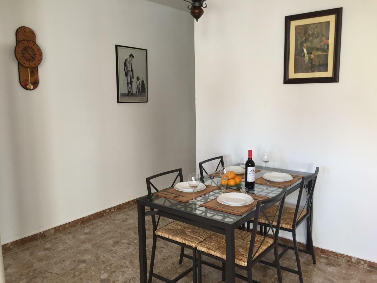 Апартаменти Apartamento Situado En El Centro De Santa Cruz Екстер'єр фото